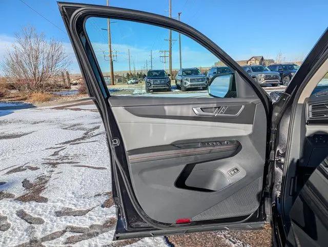 2026 Volkswagen Atlas Peak Edition