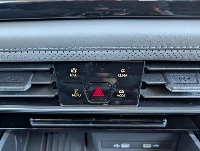 2026 Volkswagen Atlas Peak Edition