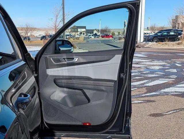 2026 Volkswagen Atlas Peak Edition