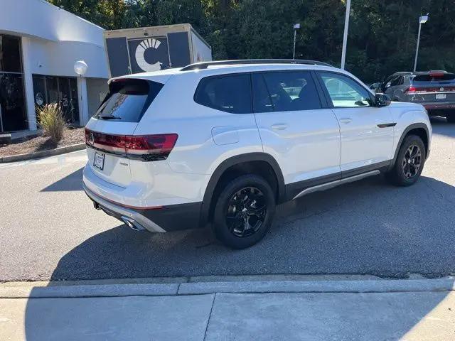 2026 Volkswagen Atlas Peak Edition