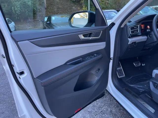 2026 Volkswagen Atlas Peak Edition