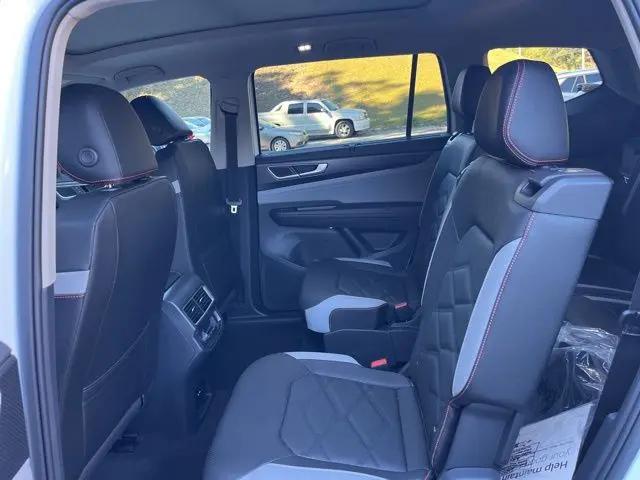 2026 Volkswagen Atlas Peak Edition