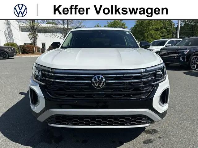 2026 Volkswagen Atlas Peak Edition