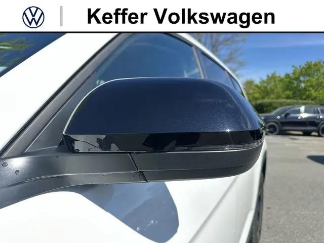2026 Volkswagen Atlas Peak Edition