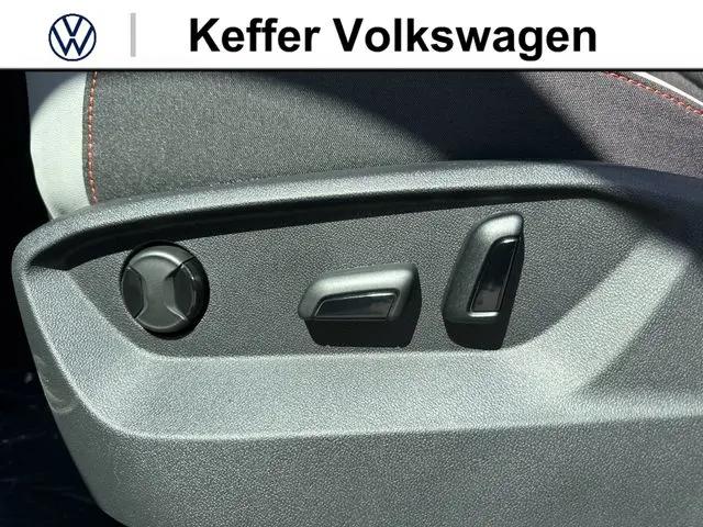 2026 Volkswagen Atlas Peak Edition