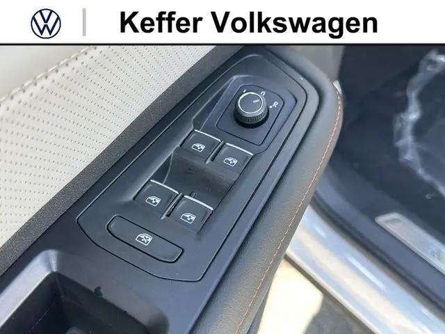 2026 Volkswagen Atlas Peak Edition