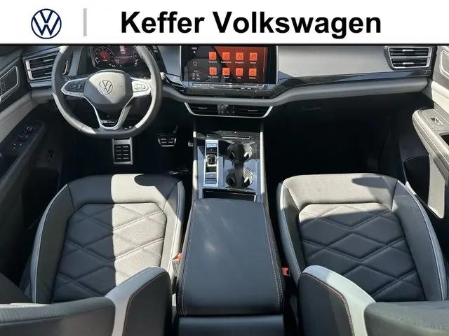 2026 Volkswagen Atlas Peak Edition