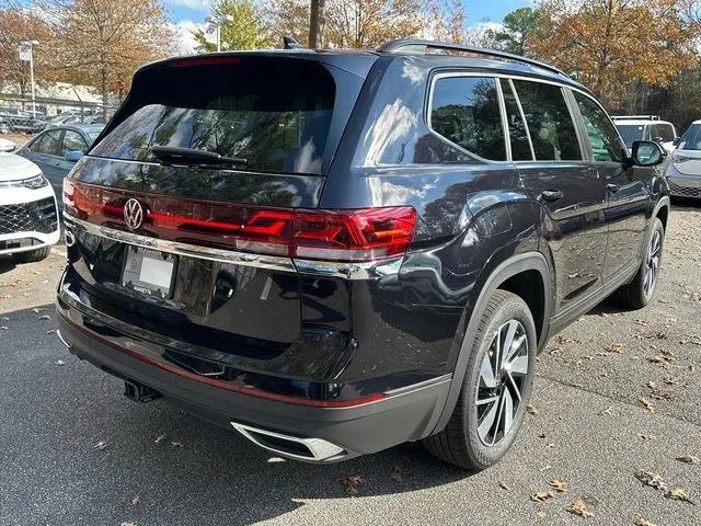 2026 Volkswagen Atlas SE with Technology