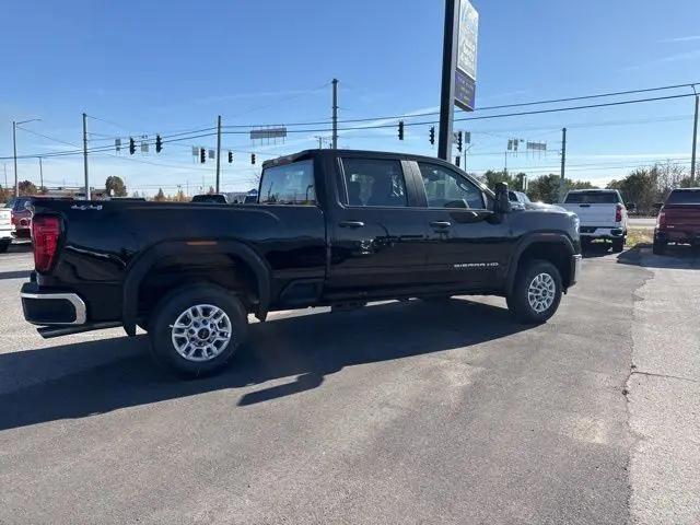 2026 GMC Sierra 2500HD Crew Cab, Standard Bed, Pro, 4WD