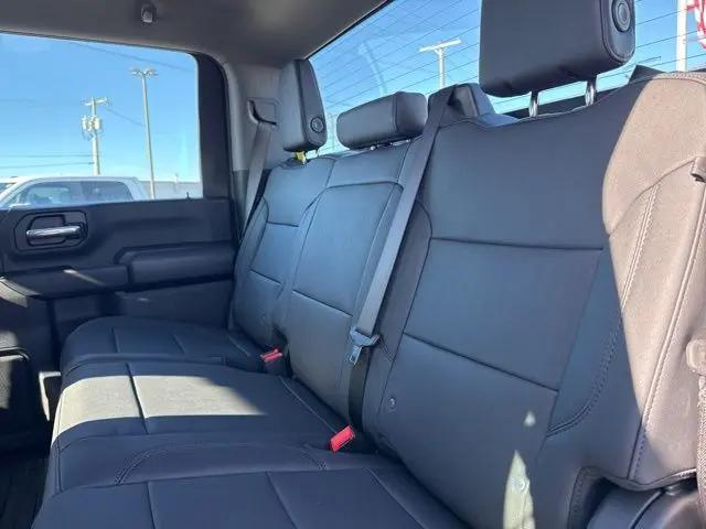 2026 GMC Sierra 2500HD Crew Cab, Standard Bed, Pro, 4WD