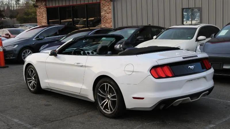 2016 Ford Mustang EcoBoost Premium