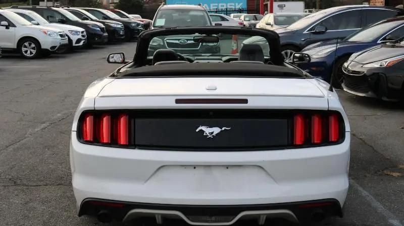 2016 Ford Mustang EcoBoost Premium