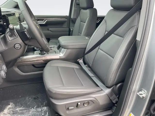 2026 Chevrolet Silverado 1500 4WD Crew Cab Short Bed LTZ