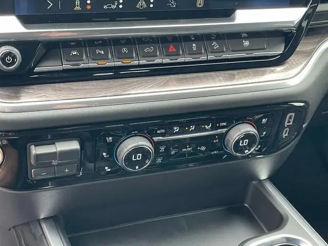 2026 Chevrolet Silverado 1500 4WD Crew Cab Short Bed LTZ