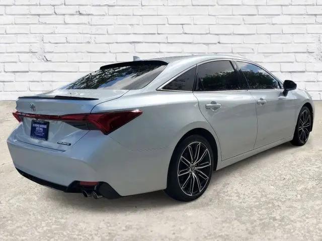 2019 Toyota Avalon Touring