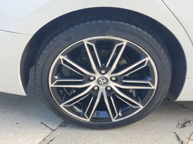 2019 Toyota Avalon Touring