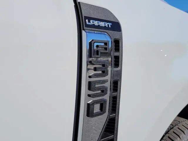 2026 Ford F-350 LARIAT