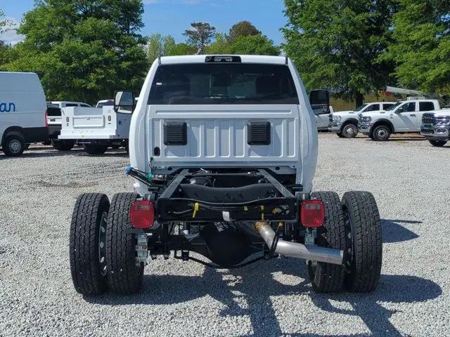 2026 Ram 4500 Chassis Tradesman/Big Horn
