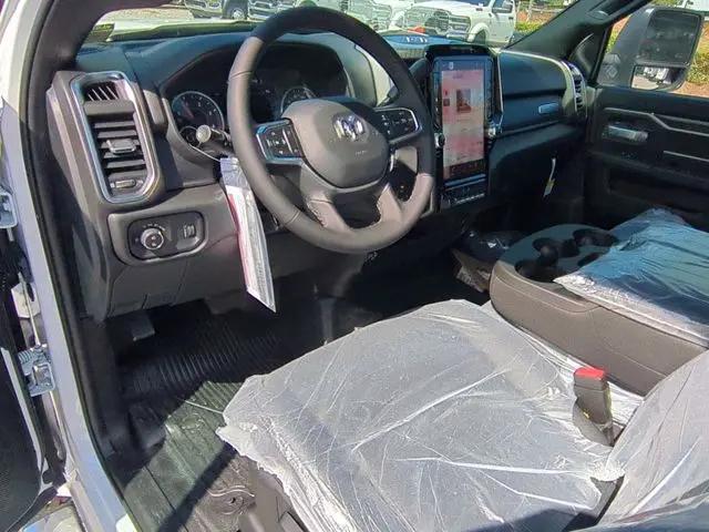 2026 Ram 4500 Chassis Tradesman/Big Horn