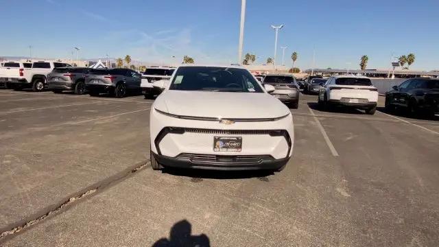 2026 Chevrolet Equinox LT 2