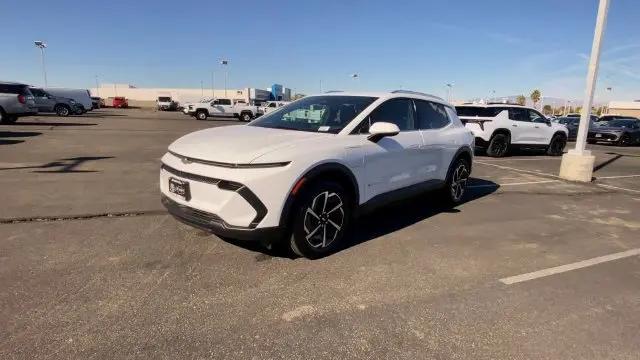 2026 Chevrolet Equinox LT 2