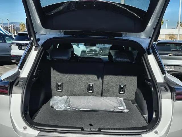 2026 Chevrolet Equinox LT 2