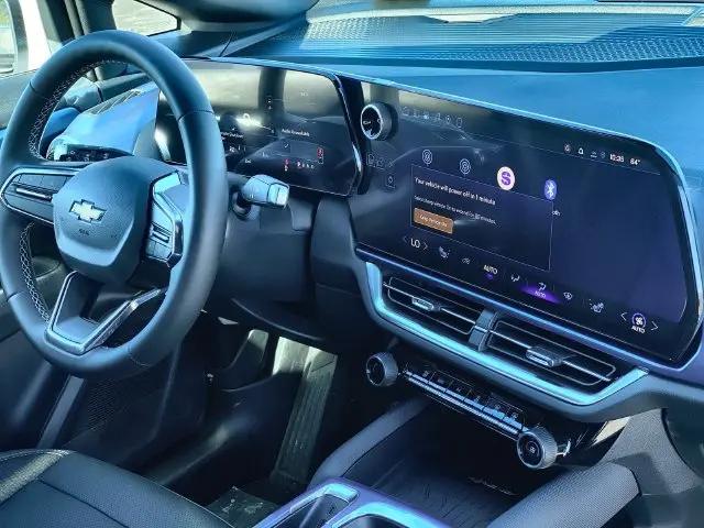 2026 Chevrolet Equinox LT 2