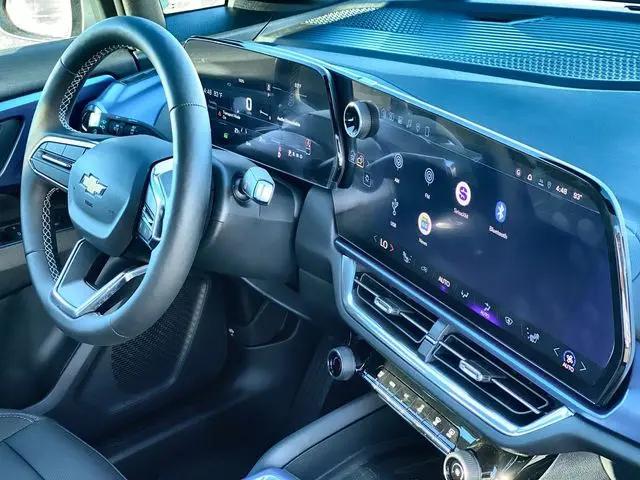 2026 Chevrolet Equinox LT 2, FWD