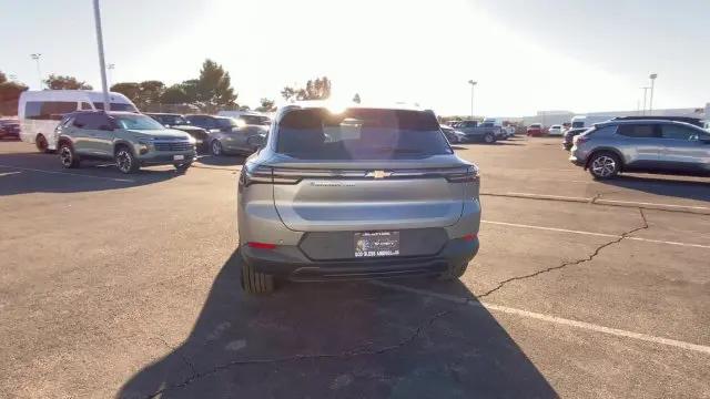 2026 Chevrolet Equinox LT 2