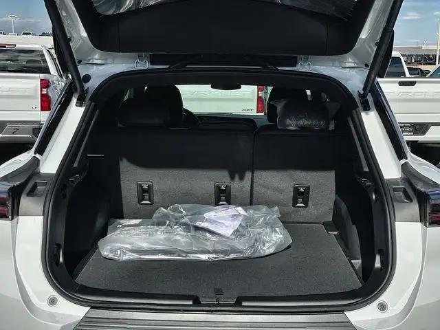 2026 Chevrolet Equinox LT 2