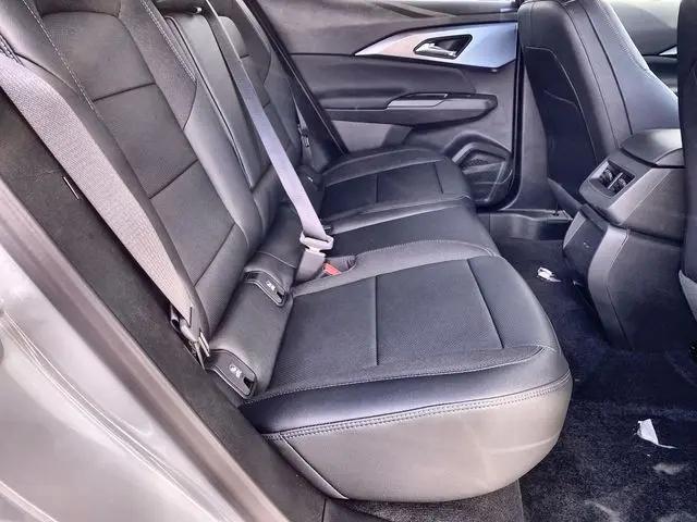 2026 Chevrolet Equinox LT 2