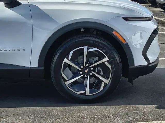 2026 Chevrolet Equinox LT 2