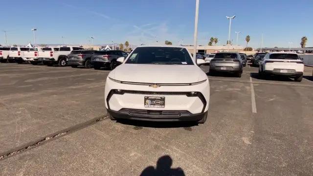 2026 Chevrolet Equinox LT 2