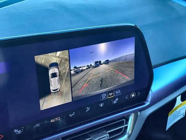 2026 Chevrolet Equinox LT 2