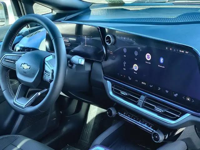 2026 Chevrolet Equinox LT 2