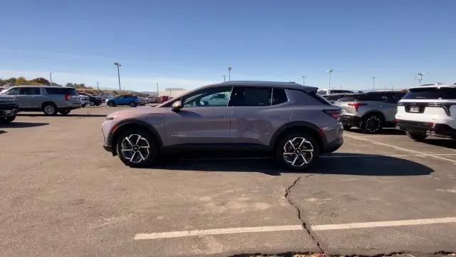 2026 Chevrolet Equinox LT 2