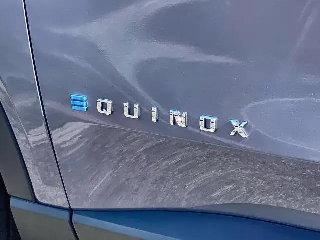 2026 Chevrolet Equinox LT 2