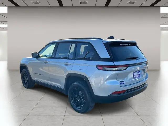 2025 Jeep Grand Cherokee Altitude X 4x4