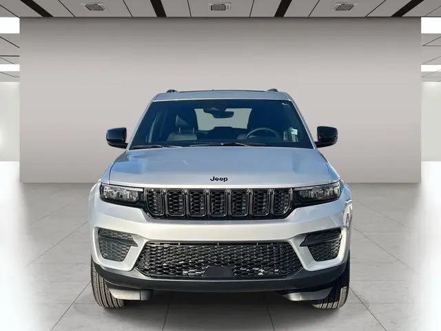 2025 Jeep Grand Cherokee Altitude X 4x4
