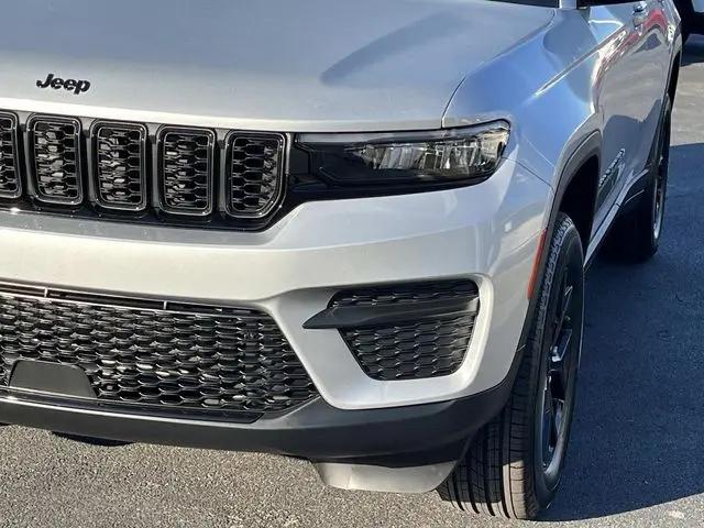 2025 Jeep Grand Cherokee Altitude X 4x4
