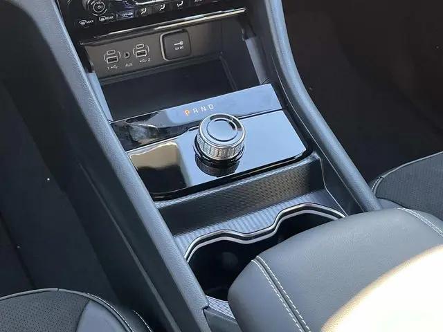 2025 Jeep Grand Cherokee Altitude X 4x4