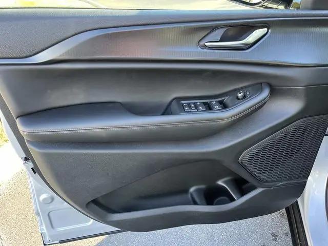2025 Jeep Grand Cherokee Altitude X 4x4