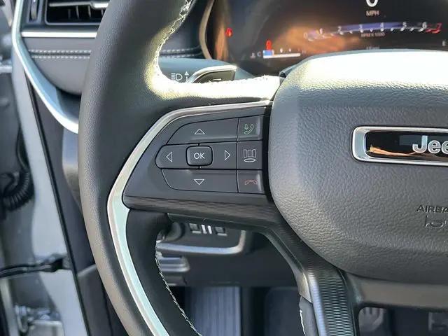 2025 Jeep Grand Cherokee Altitude X 4x4