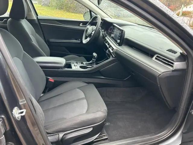 2023 Kia K5 LXS
