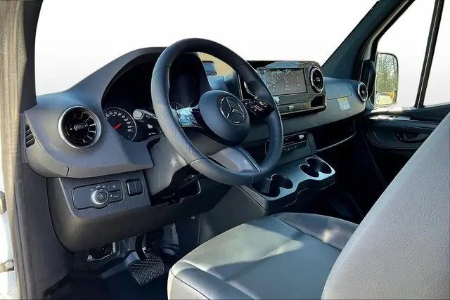 2026 Mercedes-Benz Sprinter 2500 Standard Roof 4-Cyl Diesel
