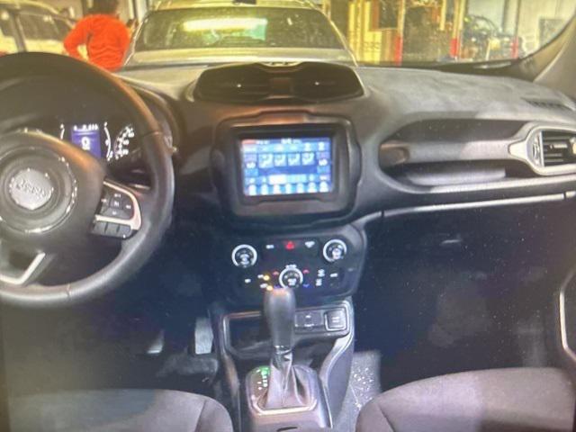 2019 Jeep Renegade Latitude FWD 2019 Jeep Renegade Latitude FWD
