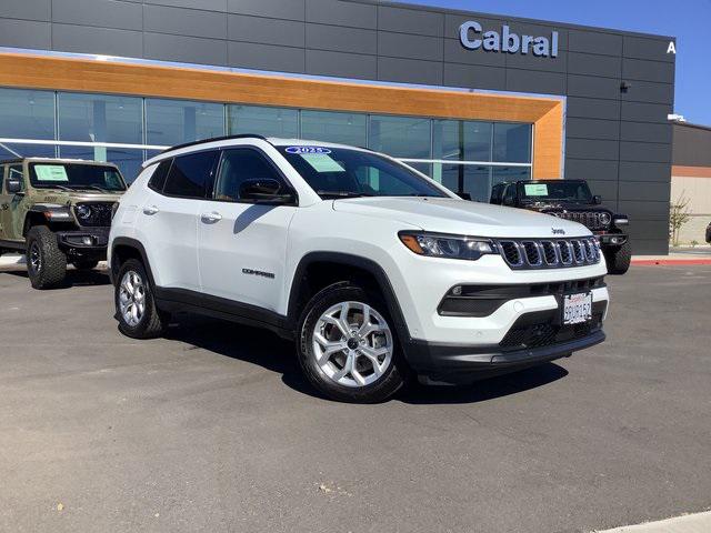 2025 Jeep Compass Latitude 4x4 2025 Jeep Compass Latitude 4x4