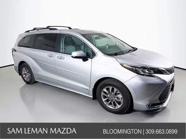 2021 Toyota Sienna XLE 2021 Toyota Sienna XLE