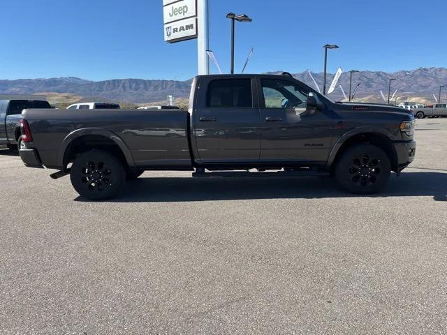 2022 RAM 3500 Laramie Crew Cab 4x4 8 Box 2022 RAM 3500 Laramie Crew Cab 4x4 8 Box