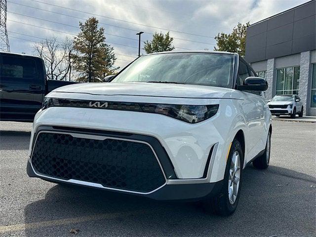 2023 Kia Soul S 2023 Kia Soul S